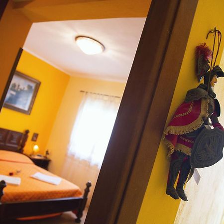 B&B Il Girasole Balestrate Eksteriør billede