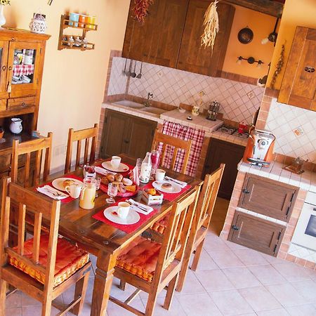 B&B Il Girasole Balestrate Eksteriør billede