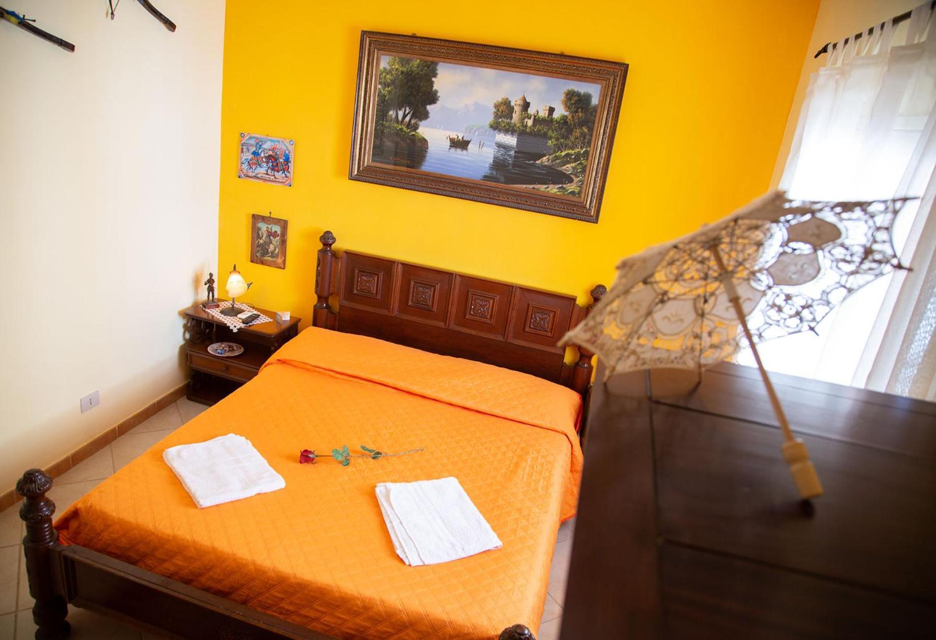 B&B Il Girasole Balestrate Eksteriør billede