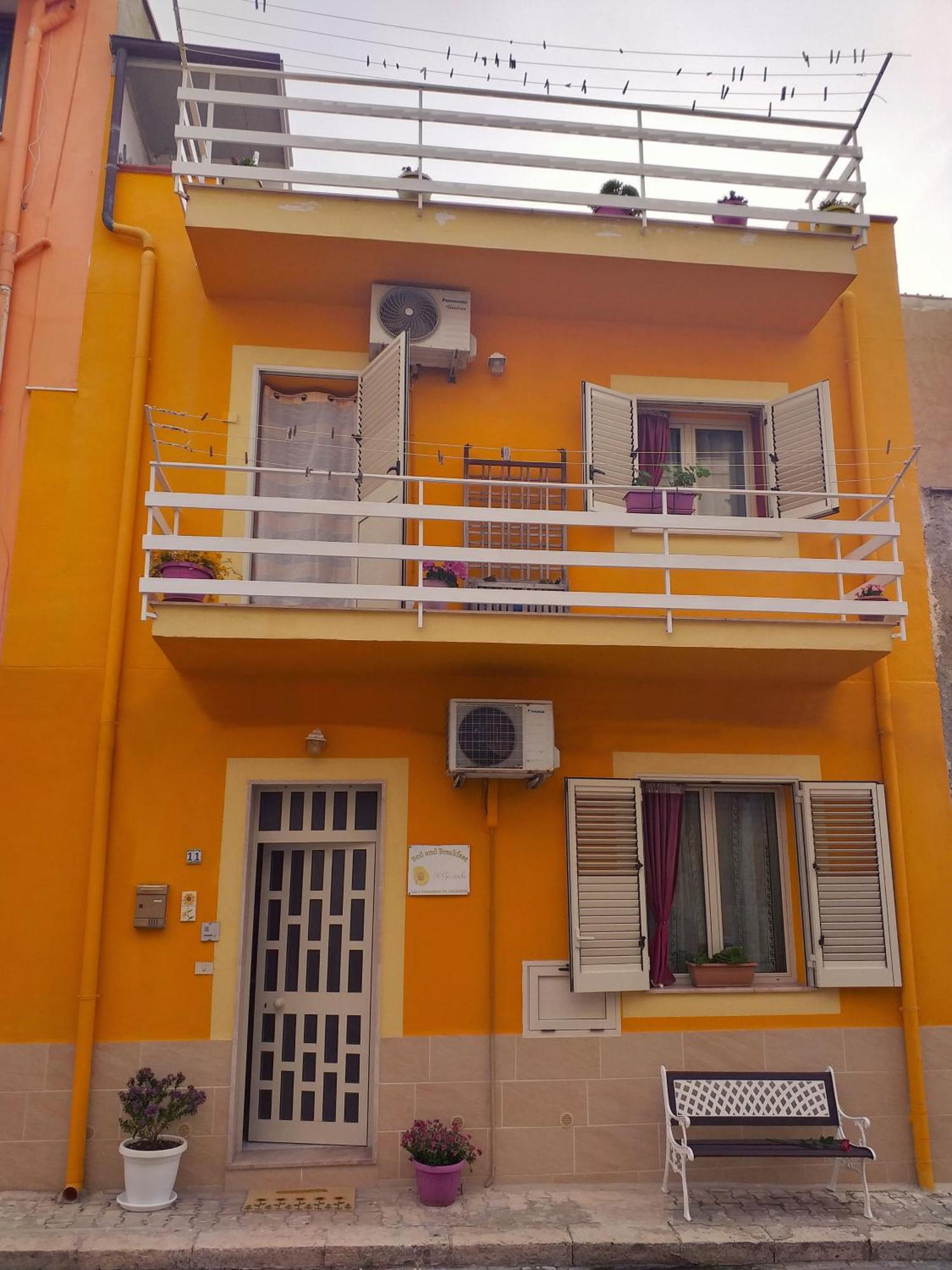 B&B Il Girasole Balestrate Eksteriør billede