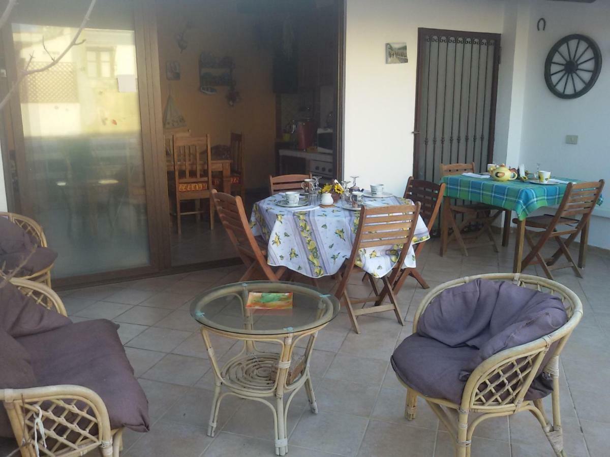 B&B Il Girasole Balestrate Eksteriør billede