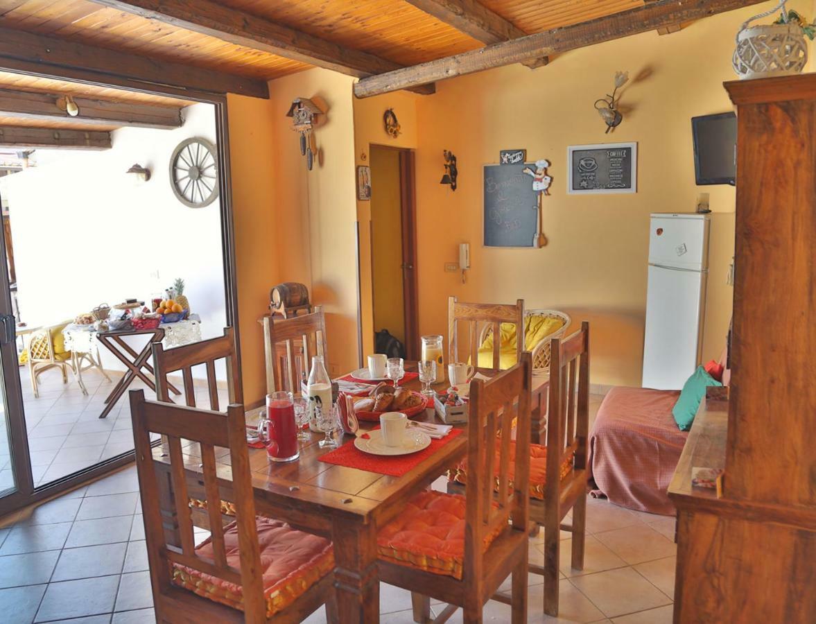 B&B Il Girasole Balestrate Eksteriør billede