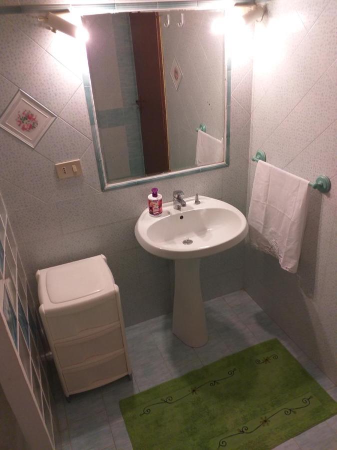 B&B Il Girasole Balestrate Eksteriør billede